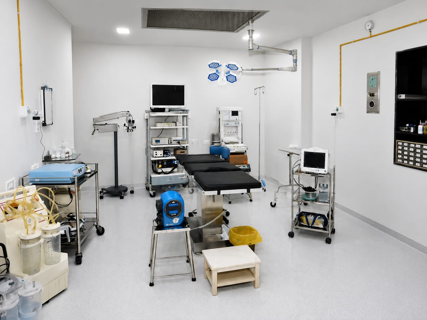 Major Operation Theatre for ENT Surgery — Dr. Harkut ENT Nursing Home, Solapur